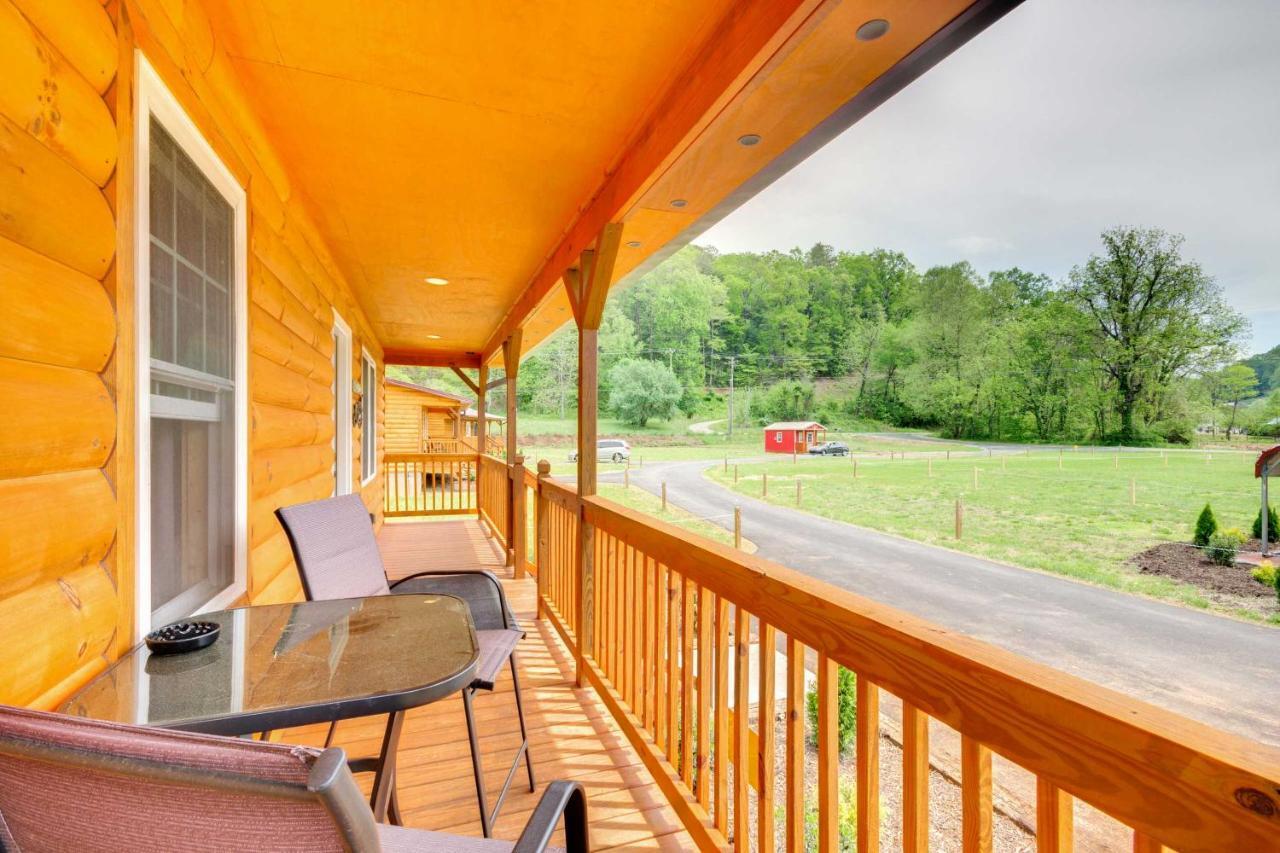 Cozy Bryson City Cabin About 6 Mi To Harrahs Casino! エクステリア 写真